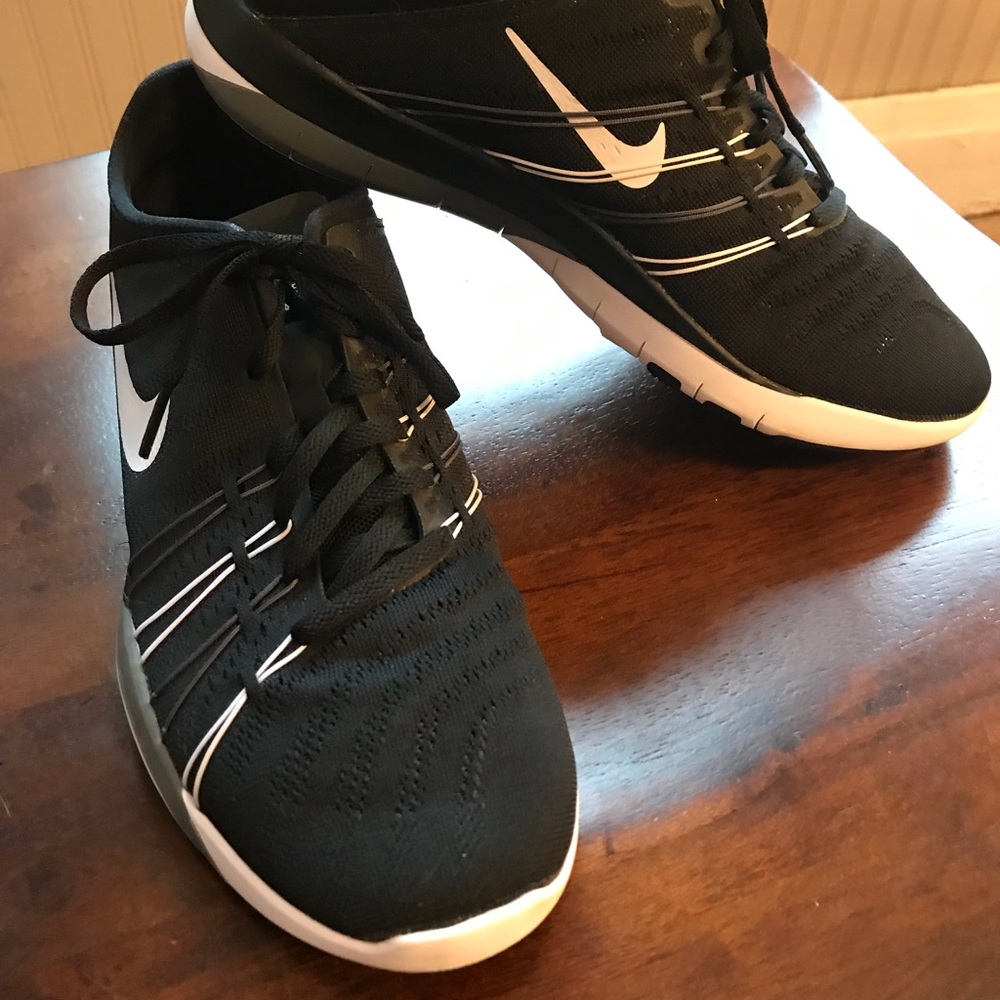 Nike Free TR6 Light Weight Women’s Training Shoes